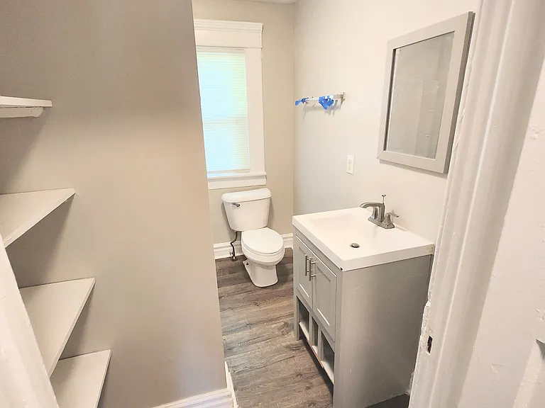 1455 E Mound St — Photo 10