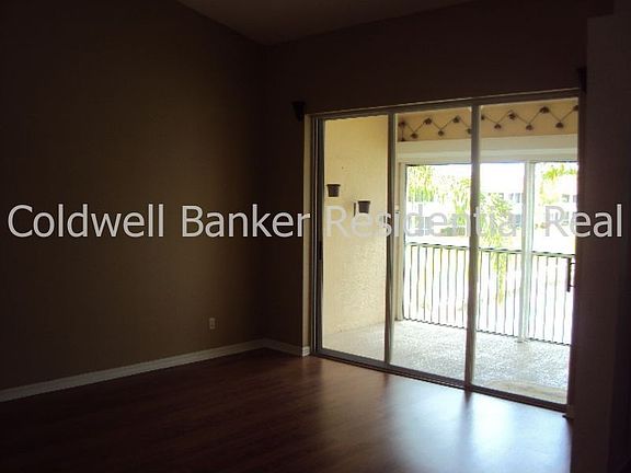 3rd image of 6940 Huntington Lakes Cir APT 203