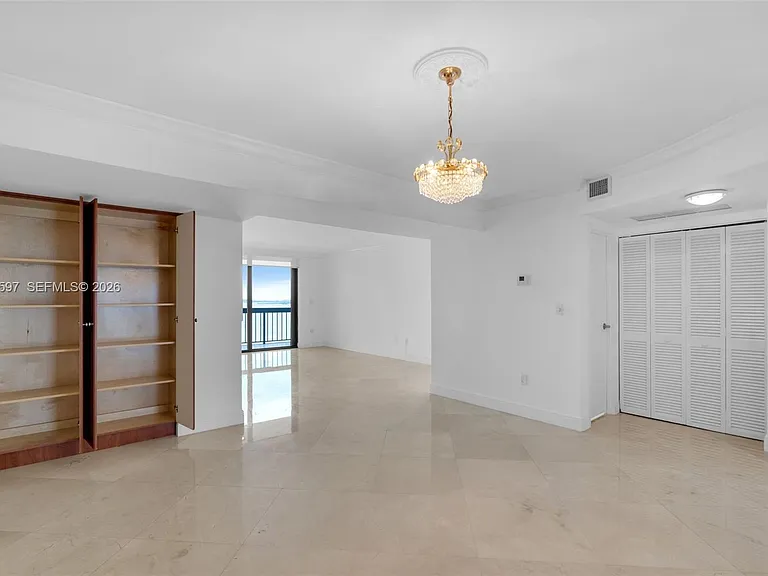 2333 Brickell Ave #1109 — Photo 9
