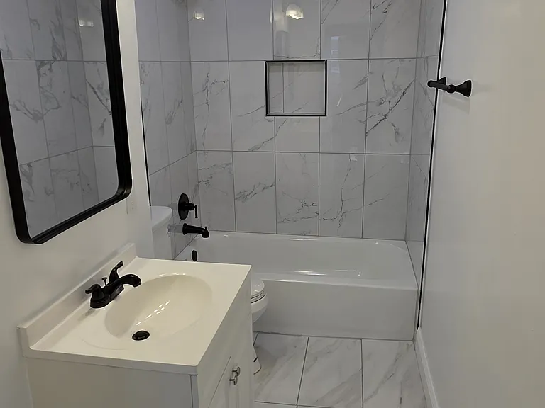 5208 Denmore Ave — Photo 11
