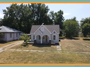 809 E 8th St, Ada, OK 74820