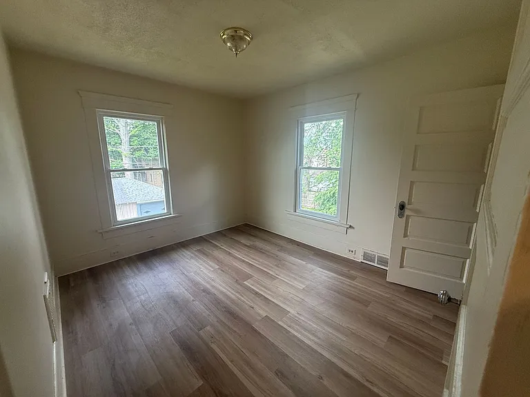 1249-1251 Fulton Rd NW — Photo 10
