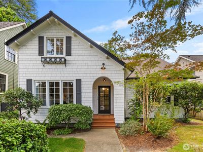1731 37th Avenue, Seattle, WA, 98122
