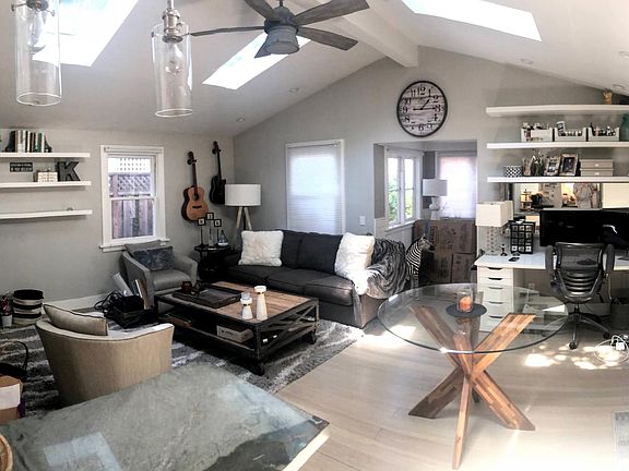 3rd image of 324 Bella Vista Ave