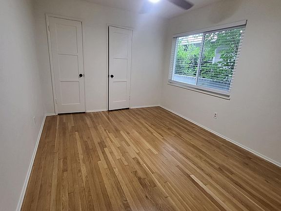 5th image of 3949 Kansas St APT 3