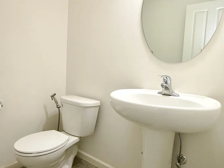 633 Keswick Ct — Photo 39