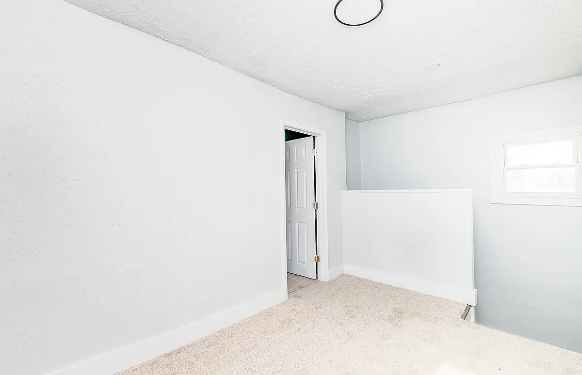 Building Photo - 4012 Sunset Ave