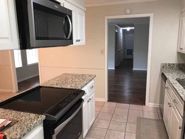 306 Breton Dr — Photo 14