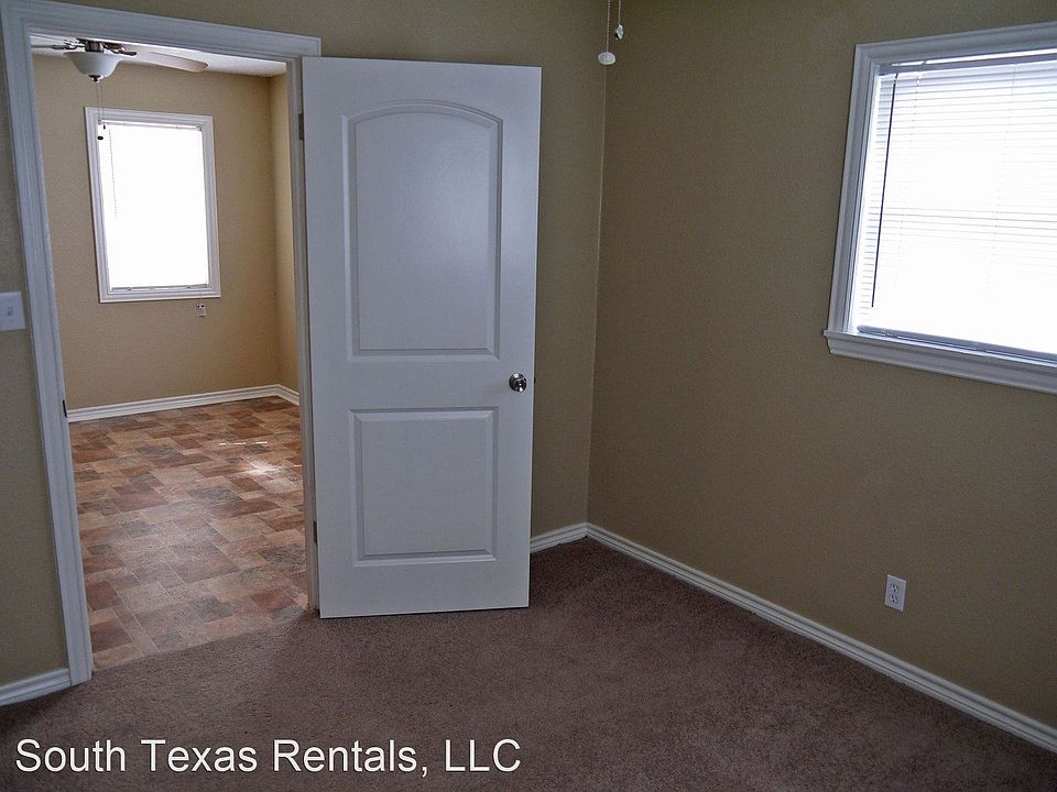 1st image of 1811 Lawndale Ave APT 4