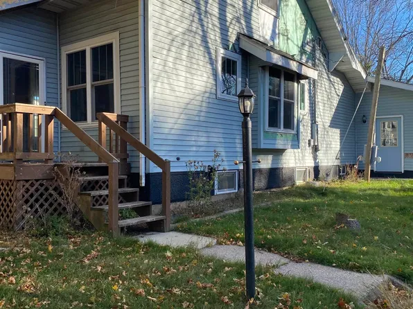801 E C St, Iron Mountain, MI 49801