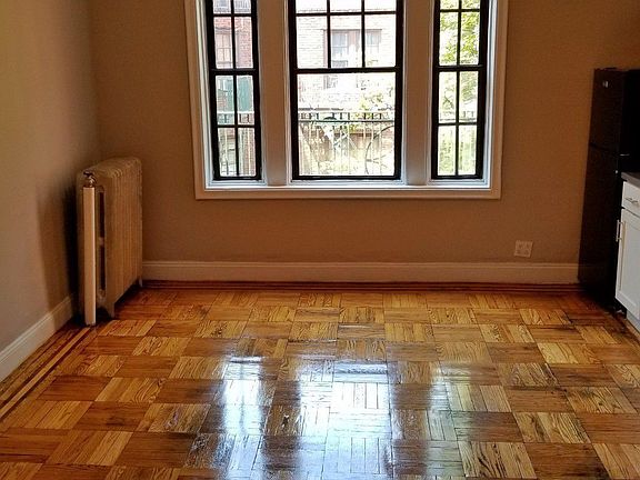 5th image of 2752 Bronx Park E APT B1