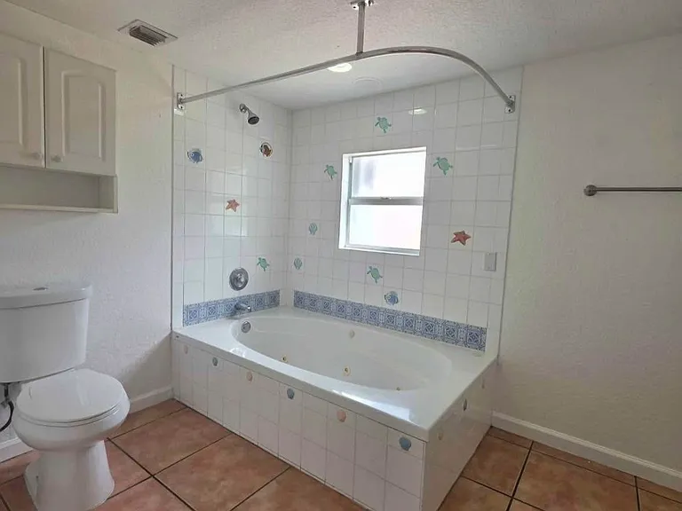 808 W Lakewood Rd — Photo 18