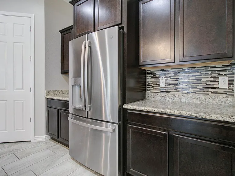 4617 E Walter Way — Photo 13