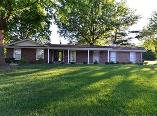 500 Chartier Dr, Saint Louis, MO 63135