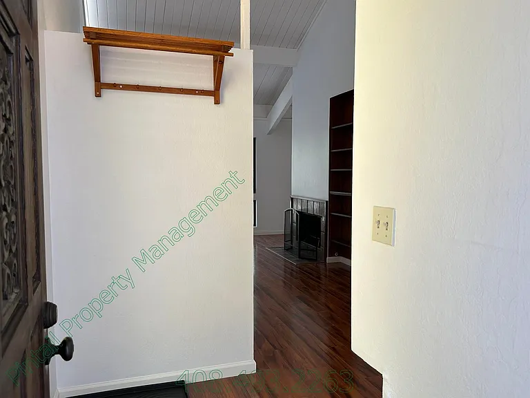 802 Kingfisher Ter — Photo 21
