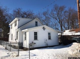 305 High St, Troy, NY 12182