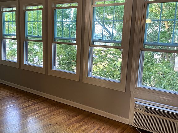2nd image of 1707 Emory St