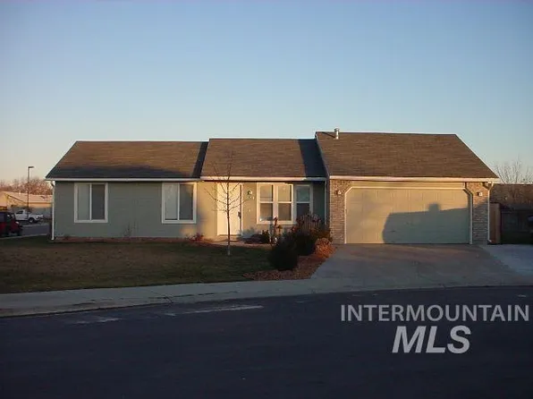 377 W Chrisfield Dr, Meridian, ID 83646