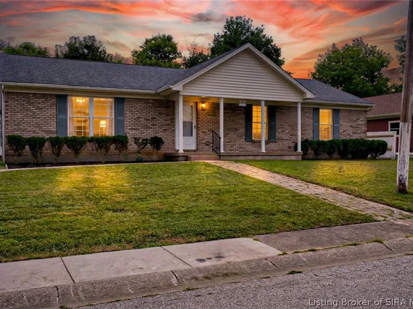 1515 Walnut Street, New Albany, IN 47150
