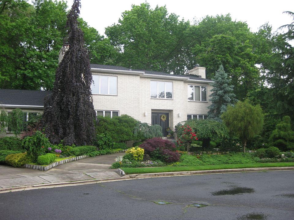 5 Vinne Court Edison NJ  088