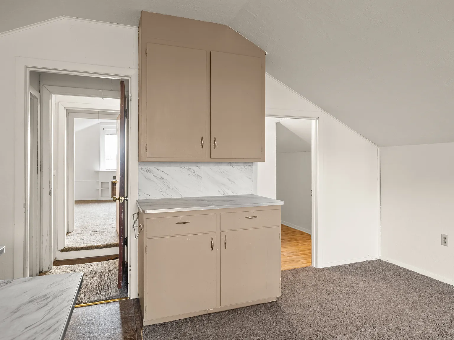 1 bed, 700 sqft, $850 — Photo 4