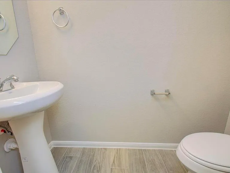 8209 Westcott Rd — Photo 18