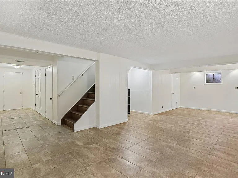 9106 Jones Mill Rd — Photo 25