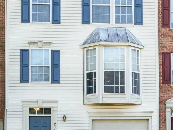 215 N Bridlewood Dr, Newark, DE 19702