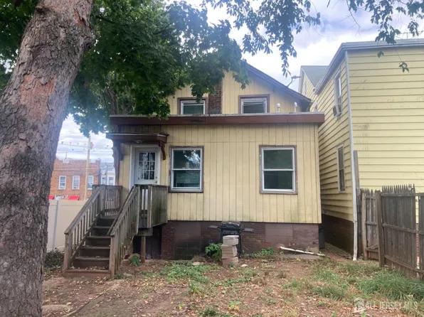 38 Prosper St, New Brunswick, NJ 08901