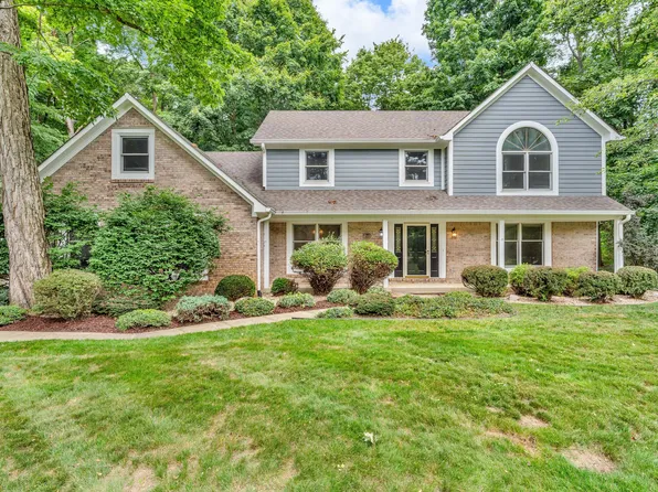 3610 Cranberry Dr, Greenfield, IN 46140