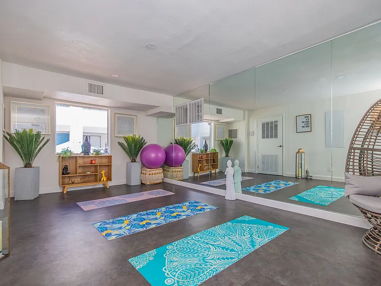 The Molino Apartments — Photo 14