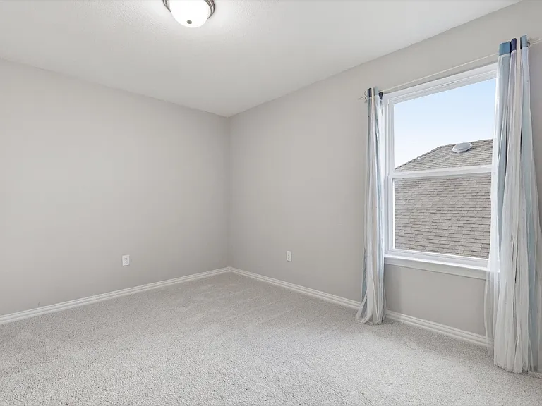817 Adelyn St — Photo 21