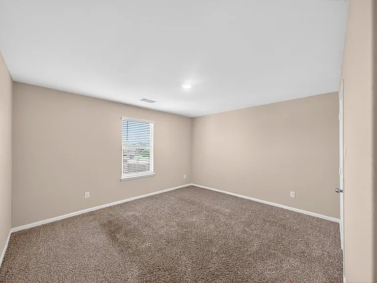 311 Foster Ln — Photo 15
