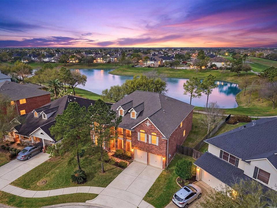 1st image of 2104 Rushing Spring Dr