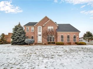 5295 Mallard Roost, Williamsville, NY 14221