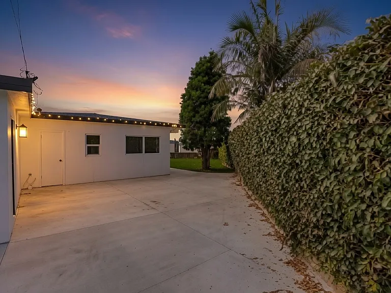 1201 Wynn St #ADU — Photo 2