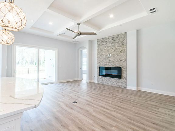 family w optional fireplace