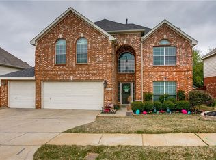 7551 Park Gate Dr, Fort Worth, TX 76137