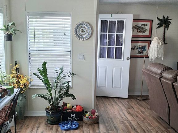 5th image of 100 Hampton Rd Lot 267