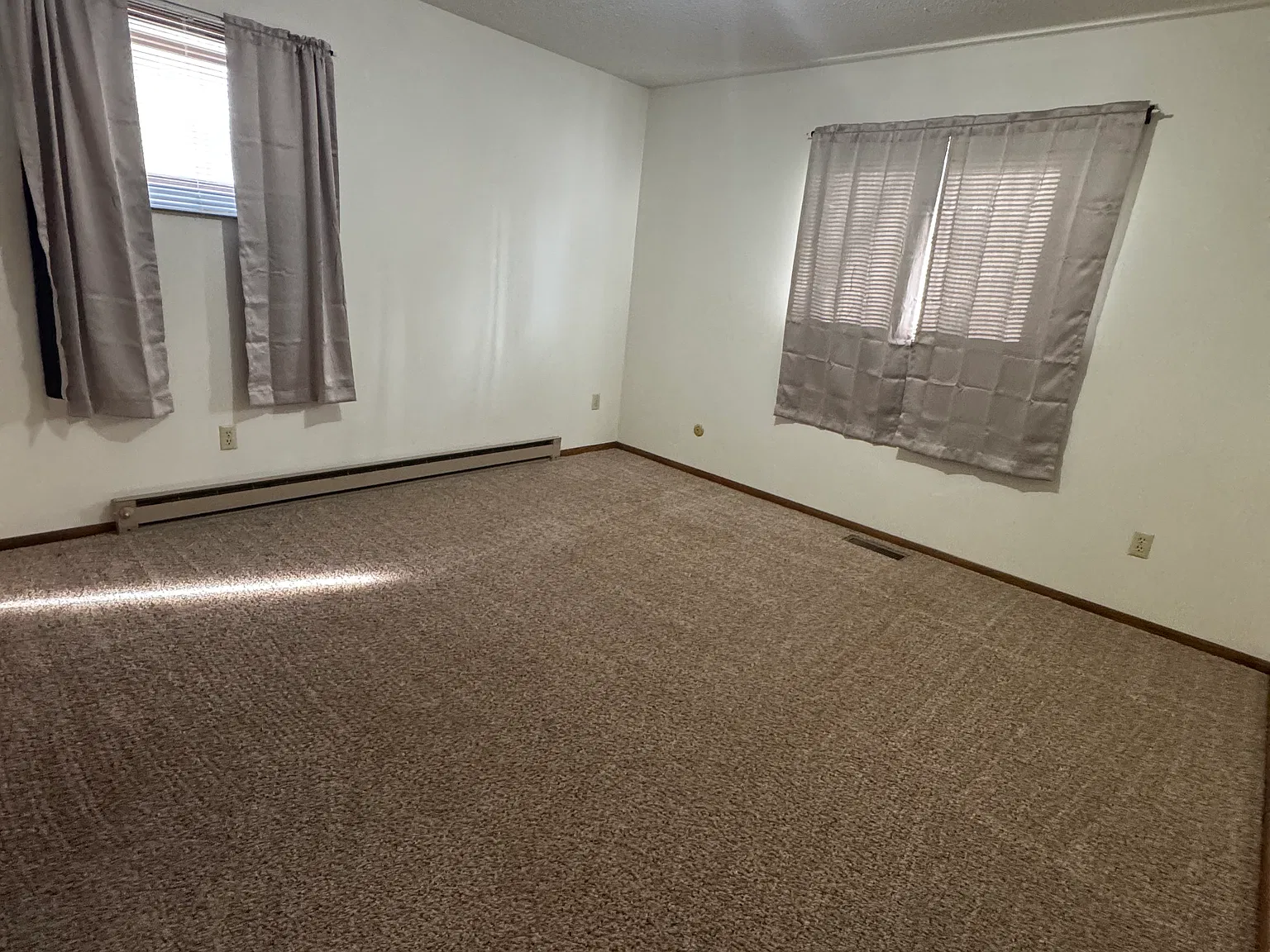 2 bed, 804 sqft, $1,100 — Photo 3