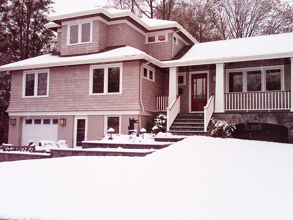2nd image of 4 Dale St