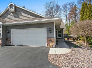 3683 Nordic Ct, Suamico, WI 54173