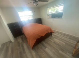 4037 Condor Ln, Sarasota, FL 34232