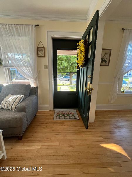 3rd image of 1137 Sumner Avenue