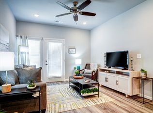 Belmond Flats, Louisville, KY 40291