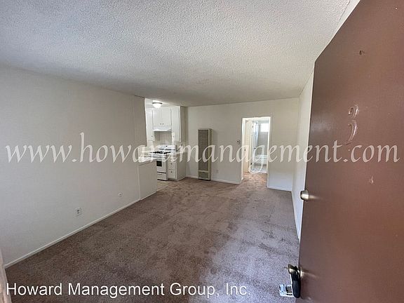 3rd image of 3556 San Marino St APT 3