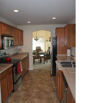 3rd image of 239 Bering Ave
