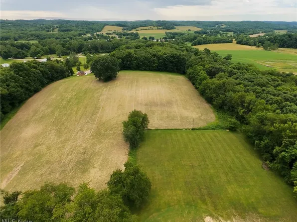 150 County Rd, Millersburg, OH 44654