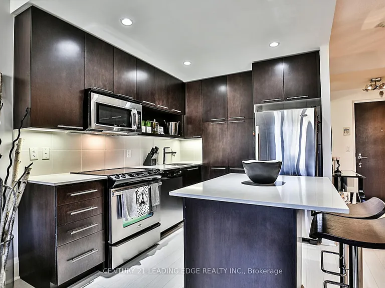 100 Harrison Garden Blvd #221 — Photo 16