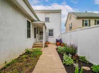 20 S Village Ave APT 7, Exton, PA 19341